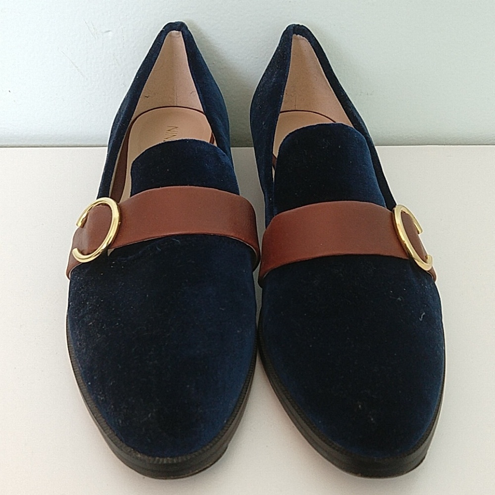 Shoes - Picture 2 of 4